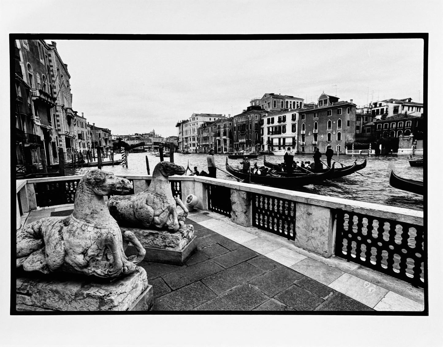 Venise - Vue du grand Canal depuis la terrasse de la Fondation Guggenheim - 2002 Œuvre originale de Michel Pinel